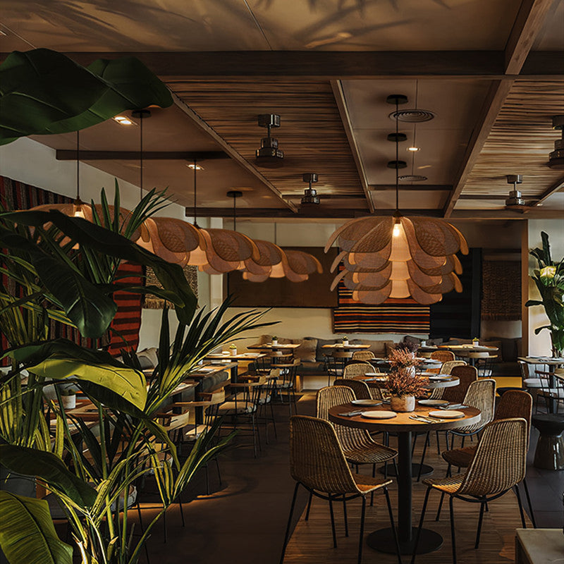 Plafonnier abat-jour suspendu LED en rotin au design créatif