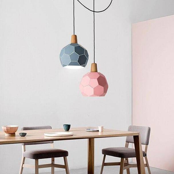 Suspension design à LED en métal coloré style scandinave