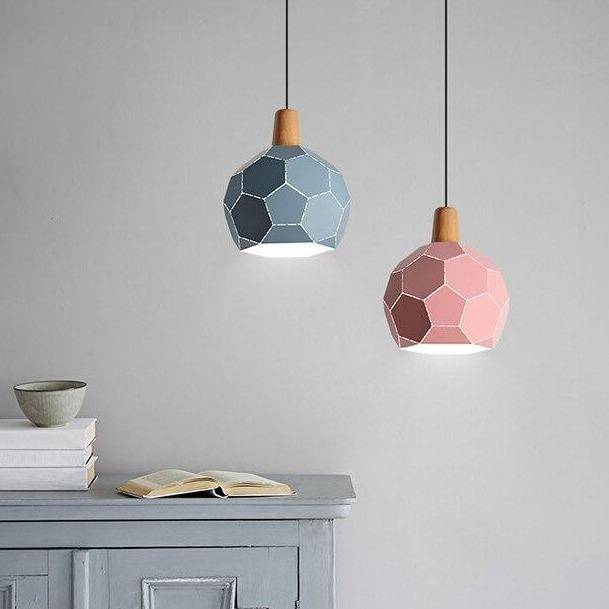 Suspension design à LED en métal coloré style scandinave