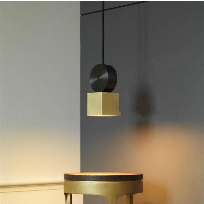 Suspension design LED avec abat-jour métal arrondi style Industriel