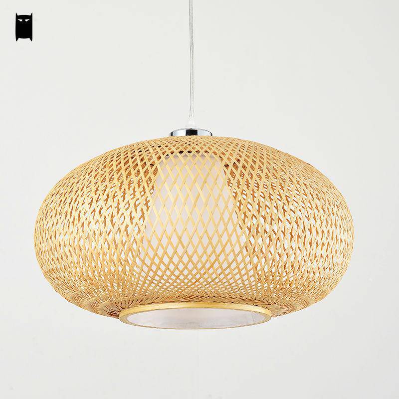 Suspension en bambou design en boule ovale
