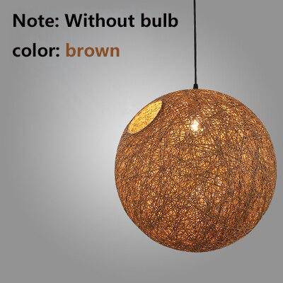 Suspension en boule de tissu de couleur Wicker