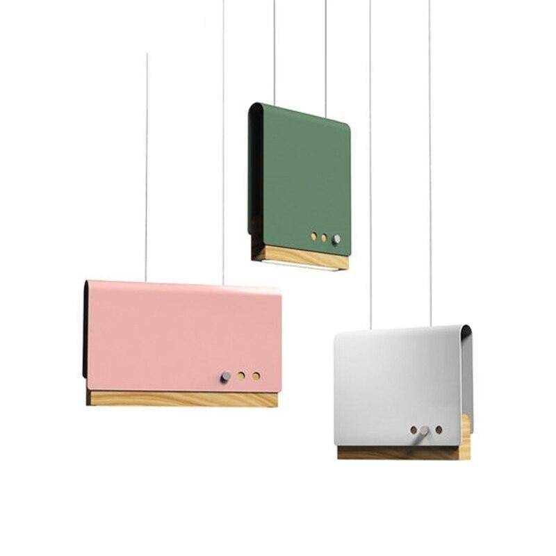 Suspension design LED avec abat-jour plat en métal coloré Art