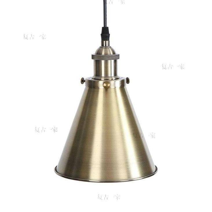 Suspension design à LED avec abat-jour conique en métal Loft