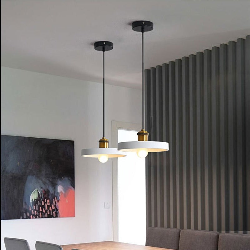 Suspension moderne LED en métal coloré Leesha