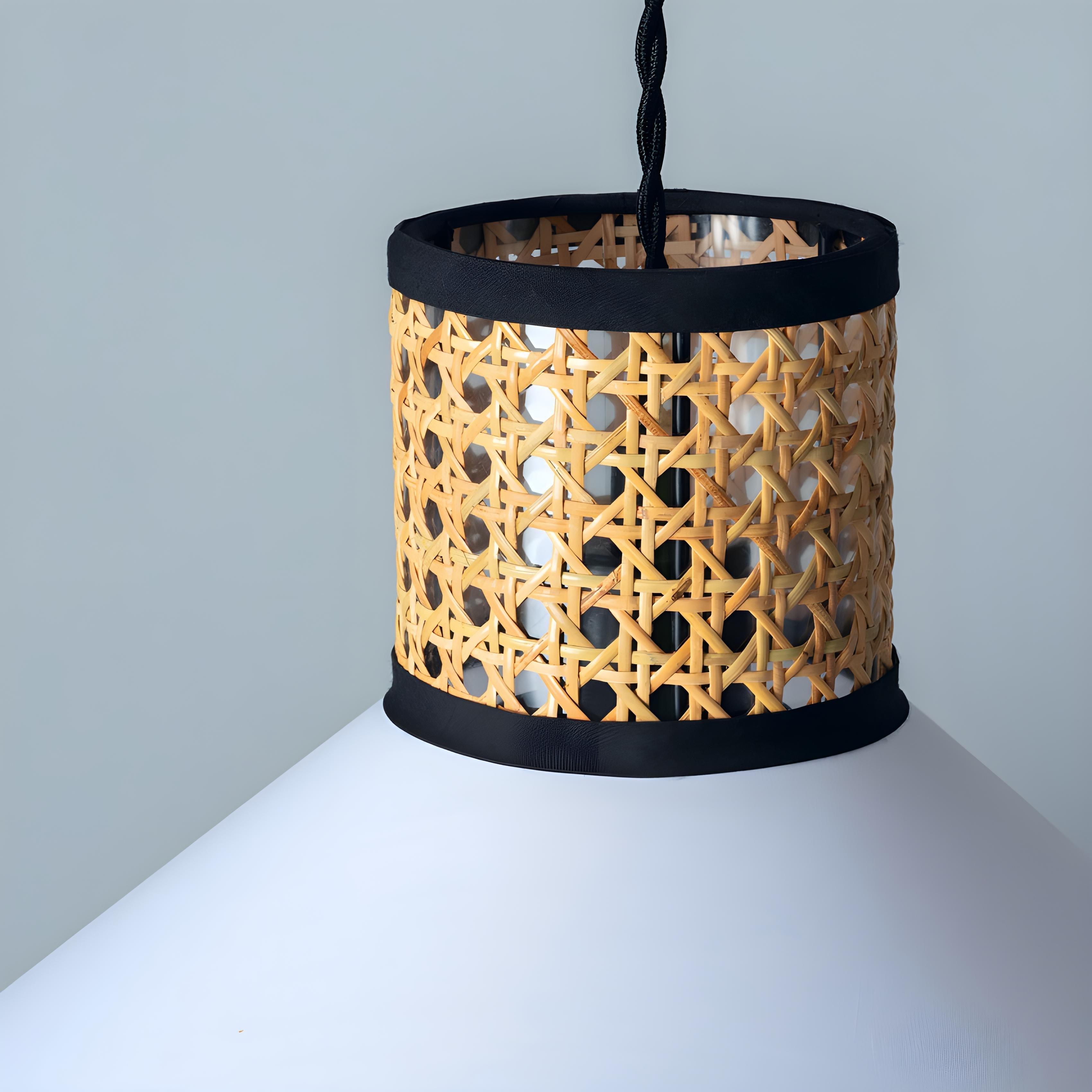 Suspension Cannage Tissu et Rotin May - Suspension Luminaire