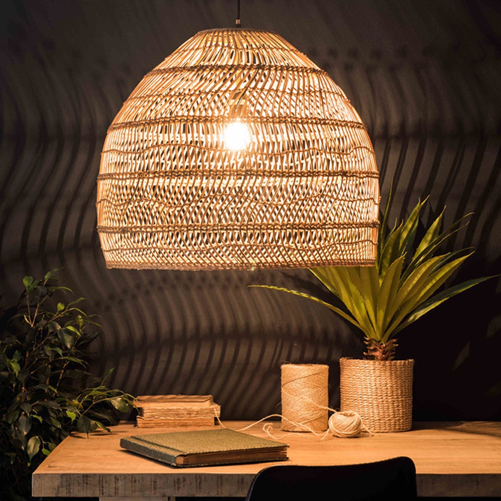 Suspension en rotin tissée à la main de style chinois