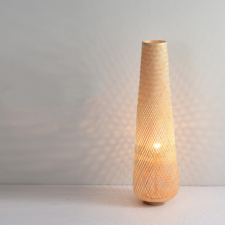 Lampadaire rotin vintage long